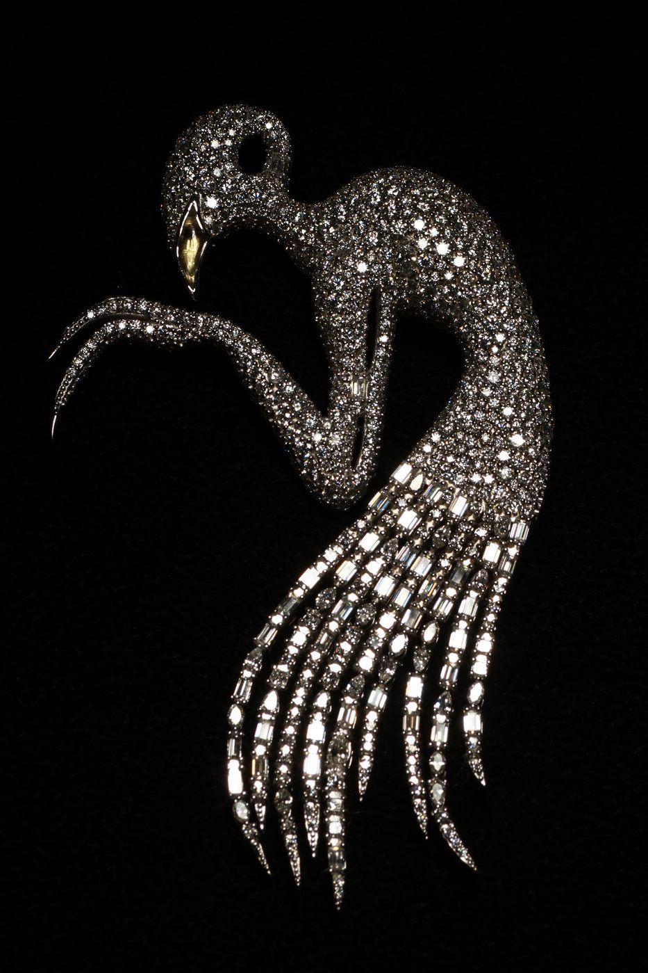 Alien Brooch No. 2 by Nilofar — a one-of-a-kind 14k white-gold bird-form brooch set with over 1,000 pavé diamonds and a custom-cut sapphire beak, convertible from brooch to pendant